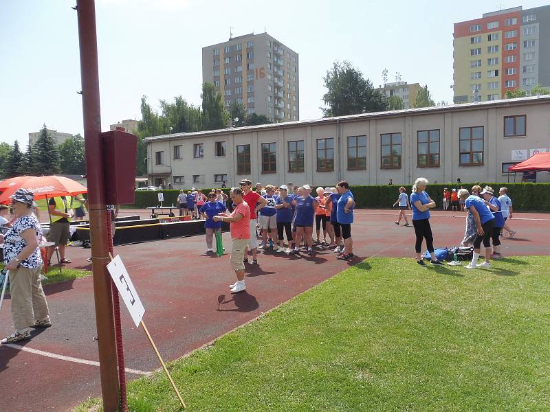 Družstva seniorů sportovala na seniorských hrách.