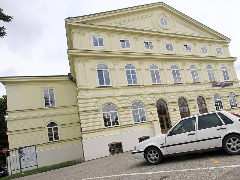 Kulturní dům Slávie v Českých Budějovicích.