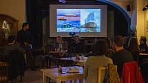 V Horké vaně v úterý 4. února debatovali o kulturních prostorech, převážně o potřebách Jihočeského divadla a o chystané stavbě nové divadelní budovy.