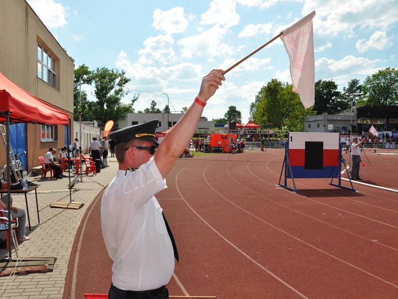 MČR v požárním sportu, sobota odpoledne - štafeta 4 x 100 metrů s překážkami