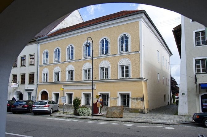 Hitlerův rodný dům v Braunau.