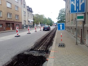 Uzavření Mánesovy ulice v Českých Budějovicích.