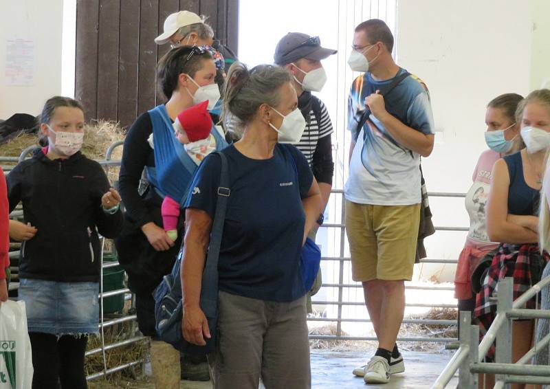 Agrosalon Země živitelka se chýlí ke svému konci, kolorit vystavovatelů je určen nejen odborníkům, užívá si ho široká veřejnost včetně těch nejmenších.