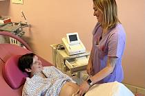 Vyšetření budoucí maminky v písecké nemocnici.