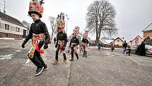 V Ločenicích na Českobudějovicku chodí o masopustu hned dvě party koledníků. Kromě klasické "velké" koledy, chodí od domu k domu "malá" koleda mladších kluků.