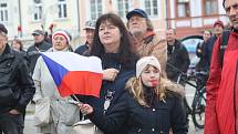 Přenos demonstrace z Prahy na českobudějovickém náměstí.