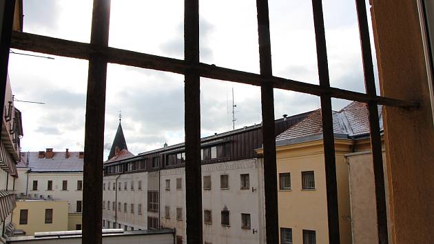 Pohled na půdní nástavbu z centrální části věznice.