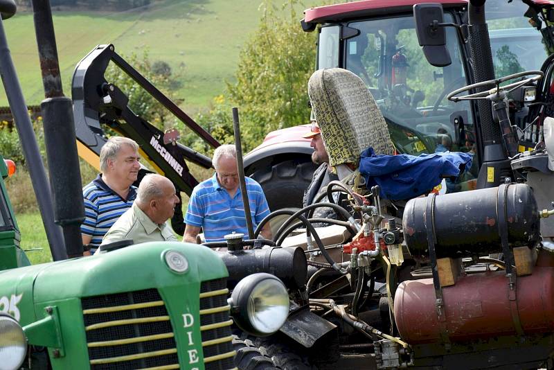 Temelínskou traktoriádu nezastínila ani jubilejní Křivonoska.