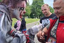 Premiéra programu Poslední nádech hororového cirkusu Ohana v Českých Budějovicích se uskutečnila v pátek 16. června 2023.