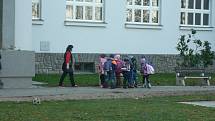 Žáci první a druhé třídy nastoupili 18.listopadu 2020 po přestávce vyvolané koronavirem i do Jubilejní základní školy svatováclavské ve Strýčicích.