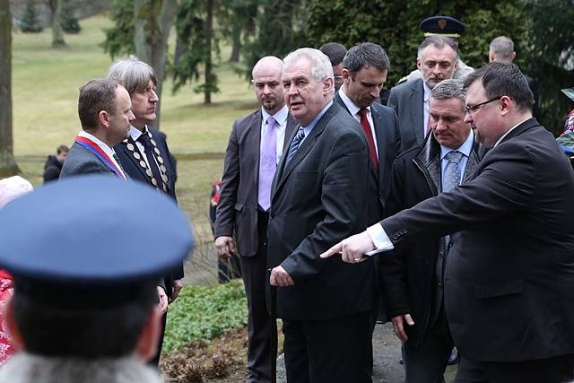 Miloš Zeman se zastavil v Benešově vile v Sezimově Ústí.