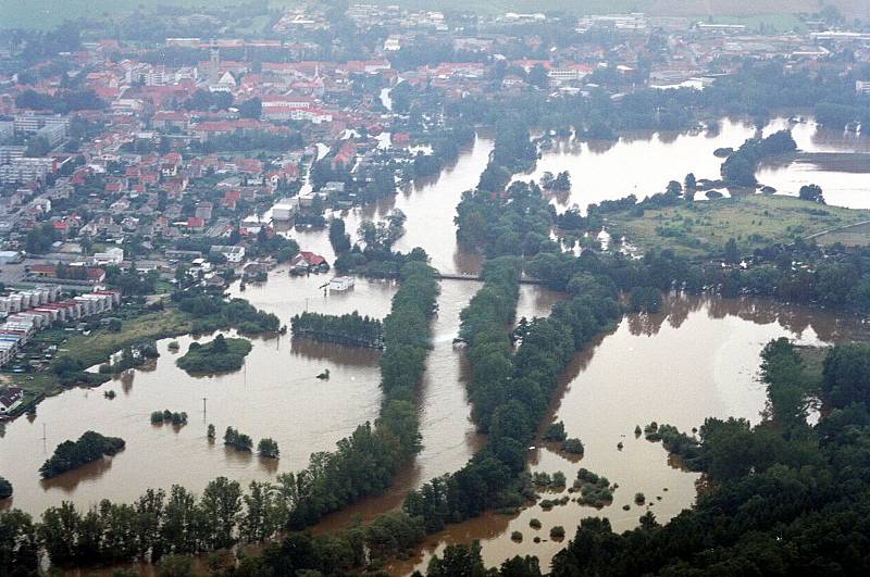 Soběslav a Klenovice povodeň 2002 letecky. Foto: archiv HZS JčK