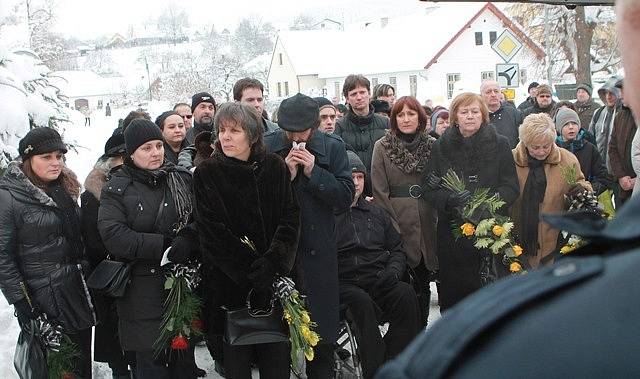 Pohřeb Jiřiny Jiráskové v Malenicích.