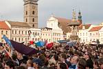 Panika na českobudějovickém náměstí Přemysla Otakara II. propukla při soukromé akci, kterou pořadatel nezvládl.