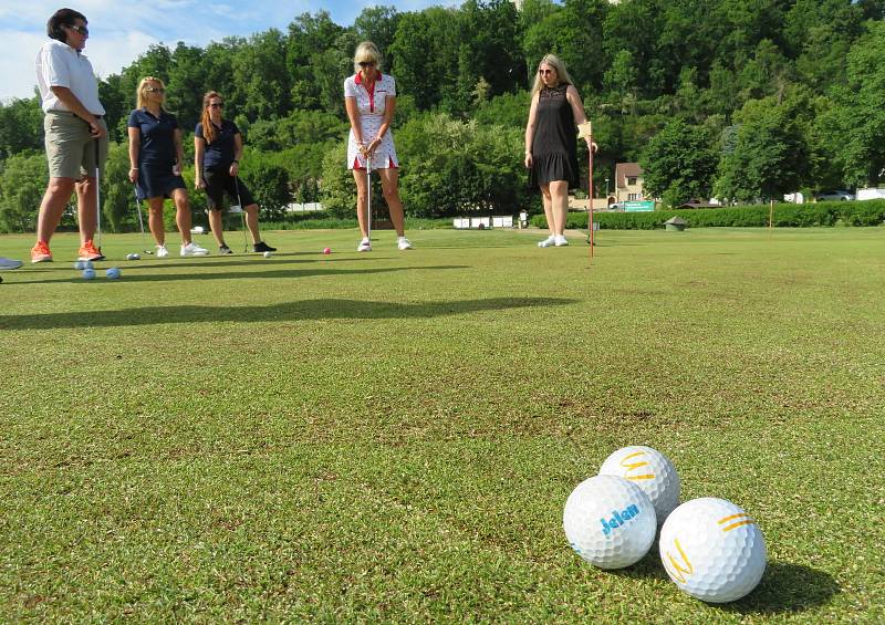 Zámecký Golf Resort Hluboká uspořádal v úterý 15. června oslavu v rámci celosvětového Dne žen na golfu.