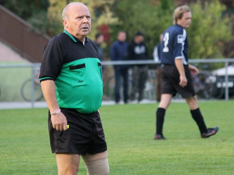 FK Borek doma porazil v duelu prvního s posledním Pištín 4:0.