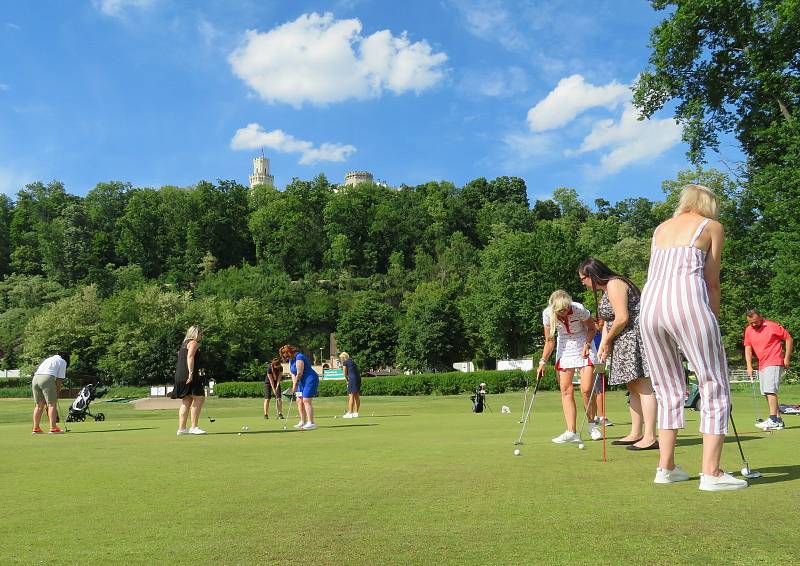 Zámecký Golf Resort Hluboká uspořádal v úterý 15. června oslavu v rámci celosvětového Dne žen na golfu.