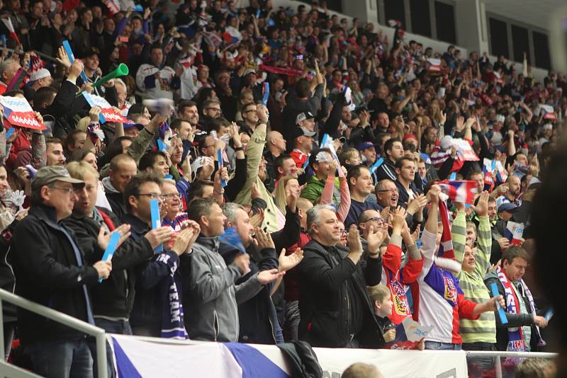 Vyprodaná Budvar aréna v Českých Budějovicích viděla dramatický zápas Českých hokejových her mezi Českem a Švédskem.