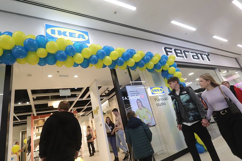 Švédský den v plánovacím centru firmy IKEA v Českých Budějovicích.