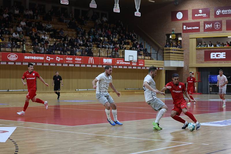 Futsalisté Absolutu prohráli v pohárovém semifinále s hvězdami nabitou Chrudimí 1:6.