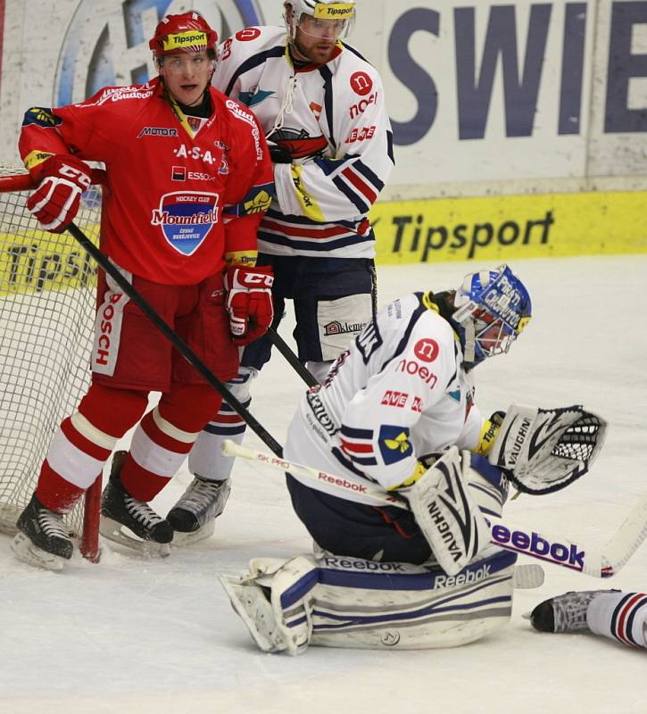 Utkání  Tipsport hokejové extraligy mezi HC Mountfield České Budějovice a HC Piráti Chomutov.