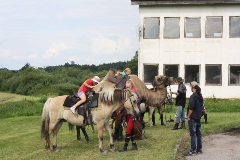 Jubilejní desáté Žimutické slavnosti.