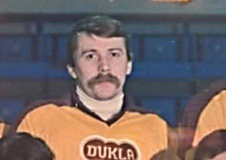 Ředitel školy a bývalý kapitán hokejové reprezentace Vladimír Caldr