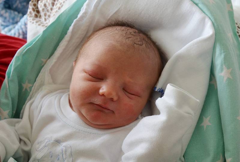Do Ševětína odjel s rodiči Michaelou a Františkem Neumannovými novorozený Jakub Neumann. Narodil se 9. 10. 2021 ve 2.21 h, vážil 3,70 kg. Doma ho přivítal bráška David.