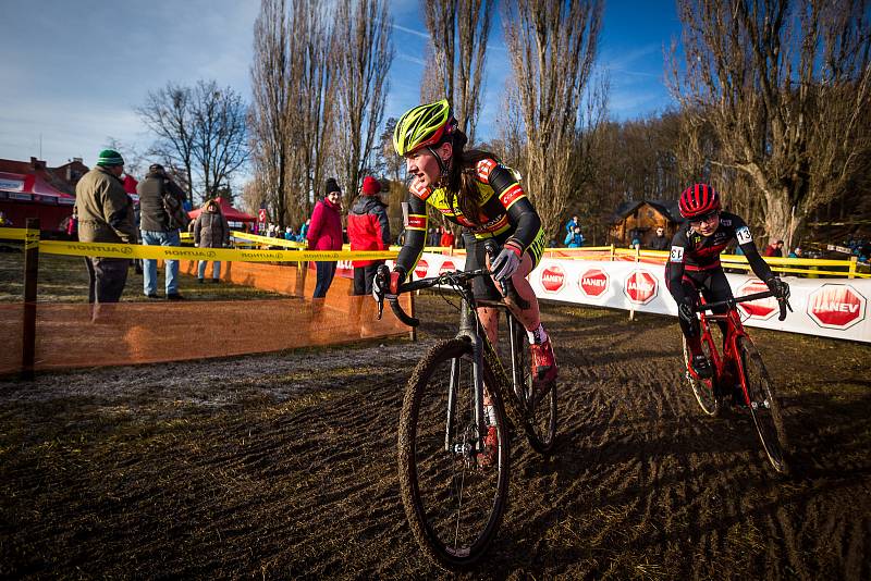 Tereza Švihálková z ČEZ CT Tábor jela v Jičíně výborně. Foto: Deník/ cyklokros.cz