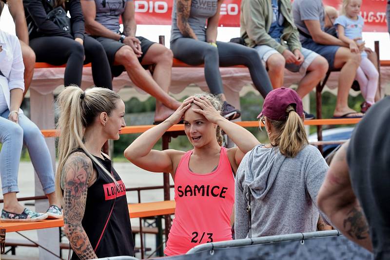 Českobudějovičtí strážníci vyzvali své kolegy k poměření sil při Crossfit challenge České Budějovice.