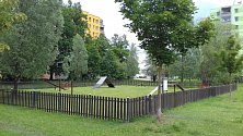 Psí park na sídlišti Máj v Českých Budějovicích je v provozu od června.