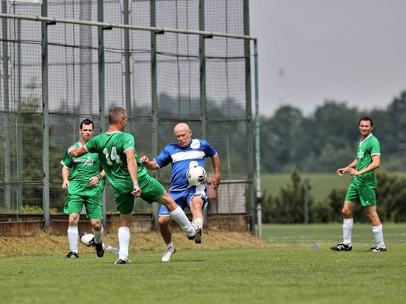 V Borovanech se utkaly okresní nemocnice ve fotbale.