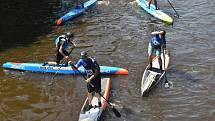 Třetí ročník závodu na paddleboardech na  úseku Vltavy Zlatá Koruna Boršov se konal v sobotu.