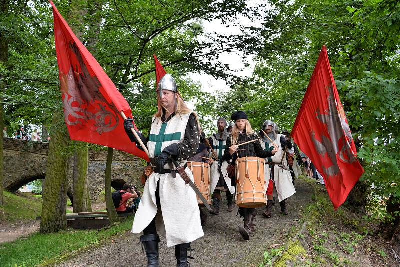 Historické slavnosti si v sobotu užili lidé v Týně nad Vltavou.