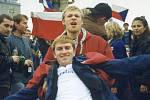 V pátek tomu bylo na den přesně deset let, co Čeští hokejisté na zimní olympiádě v Naganu získali historické zlato. Obrovský úspěch slavily po celé zemi statisíce fanoušků, České Budějovice nebyly výjimkou. 