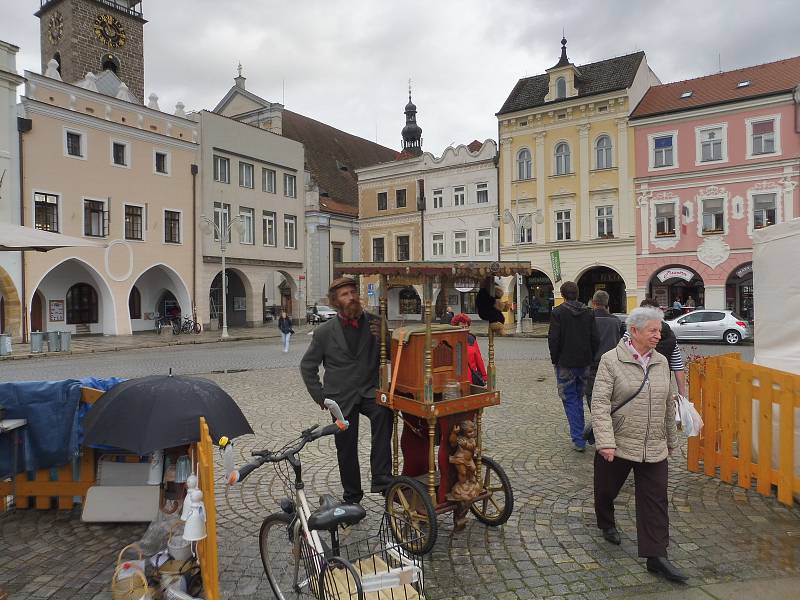 Švestkové trhy nabízejí rozmanitý sortiment.