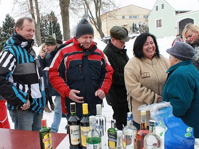 V obci Nesměň se uskutečnil první letošní masopust.