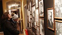Egon Schiele Art Centrum v Českém Krumlově představuje Fotoateliér Seidel. Expozice zahrnuje na 250 fotografií, mnohé z nich jsou vystaveny poprvé.