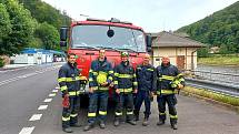 Jihočeští hasiči vyrazili na pomoc při likvidaci rozsáhlého požáru na Hřensku.