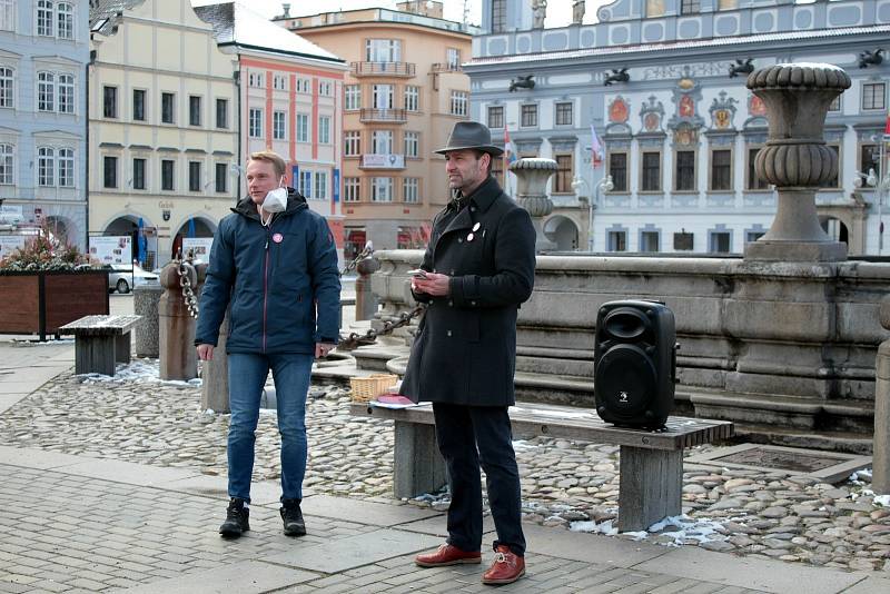 Shromáždění na českobudějovickém náměstí