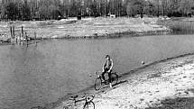 KDYSI: Rybník Bagr ve Stromovce v květnu roku 1988.
