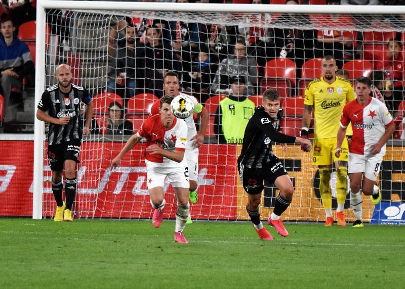 FORTUNA:LIGA: SK Slavia Praha - SK Dynamo Č. Budějovice 6:1 (3:0).