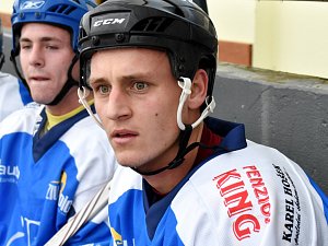 Patrik Čavoš patřil i v tradičním hokejovém utkání fotbalistů Dynama k oporám svého týmu.