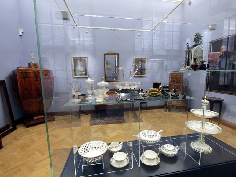 Jihočeské muzeum otevře 28. října novou stálou expozici Příběh města Českých Budějovic. Tři sály zaplní přes tisíc předmětů.