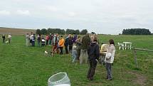 Novohradský pohár. Soutěž pasteveckých psů se pomalu v Dolní Stropnici na farmě Jana Vejčíka stává tradicí.