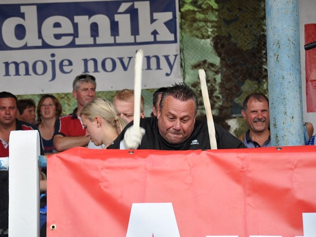 MČR v požárním sportu, sobota odpoledne - štafeta 4 x 100 metrů s překážkami