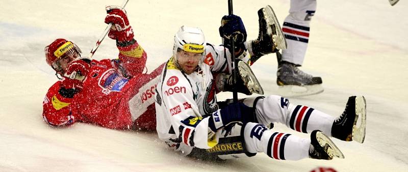 Utkání  Tipsport hokejové extraligy mezi HC Mountfield České Budějovice a HC Piráti Chomutov.