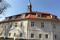 Historický zámek v Boršově nad Vltavou je nově zrekonstruovaný