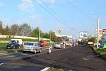 Opravy Strakonické ulice v Českých Budějovicích (na snímku situace 4. 5. 2022) prodloužily kolony aut v mnoha částech jihočeské metropole.