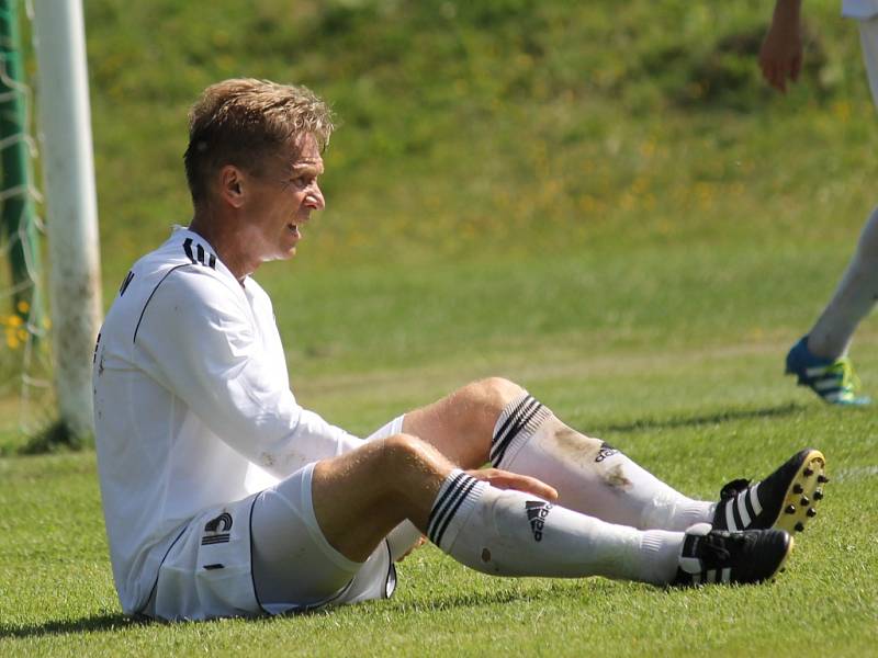 Veterán Miroslav Hanousek. Ševětín prožil historickou domácí premiéru v KP, podlehl Rudolfovu 0:1. 